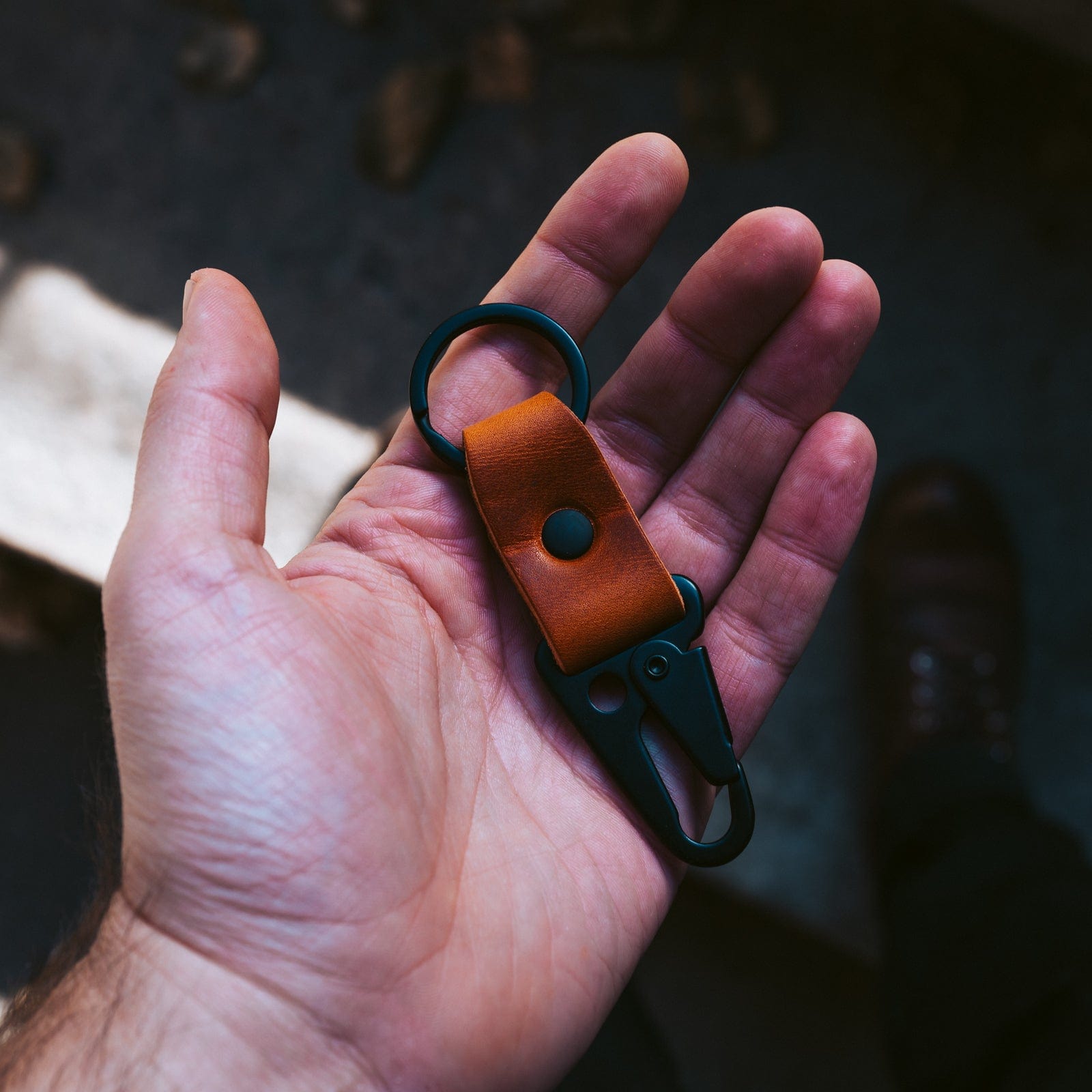 Leather Clip Keychain - English Tan Popov Leather