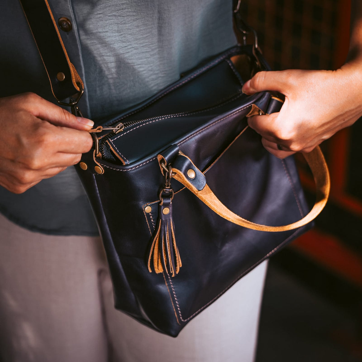 Leather Crossbody Bag - Deluxe Popov Leather®